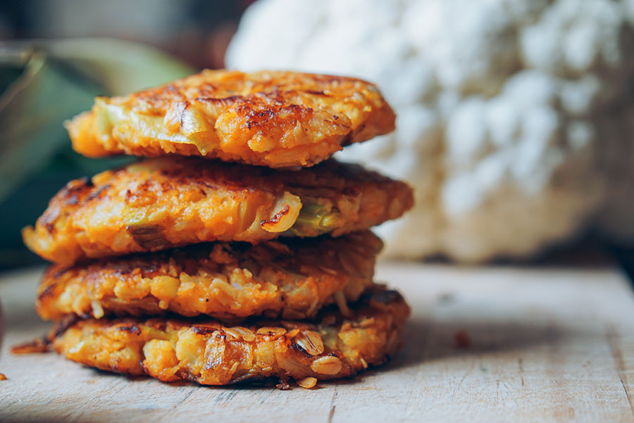 Hamburguesas de coliflor, puerros y avena | Comida Vegetariana