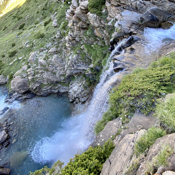 peregrinaje-sestrales-cañon-añisclo-ordesa-casa-cuadrau-yoga-meditacion-senderismo