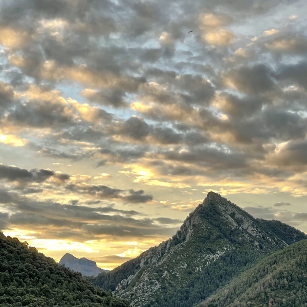 pirineos-otoño-casa-cuadrau