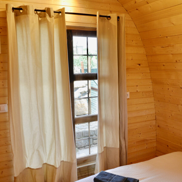 wooden-cabin04